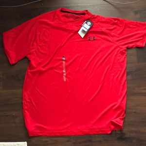 Brand new under armor shirt with tags - never been worn